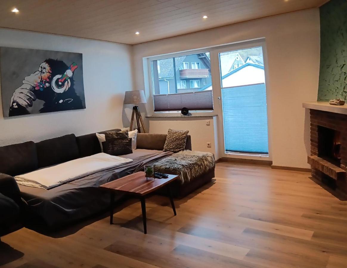 Aparthotel Harlekin Виллинген Экстерьер фото