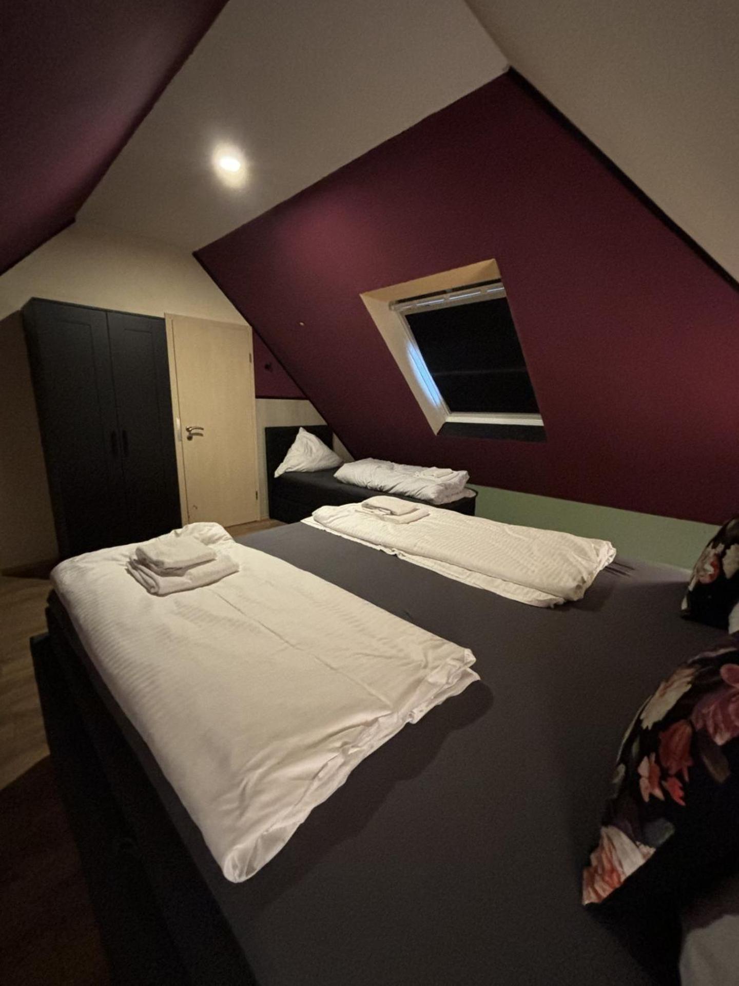 Aparthotel Harlekin Виллинген Экстерьер фото